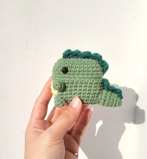 Crochet Dino Airpods Holder