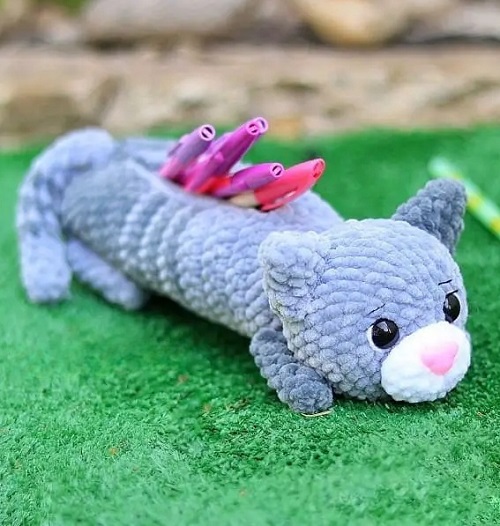 Crochet cat pencil case free pattern