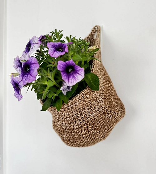 Crochet Wall Flower Basket