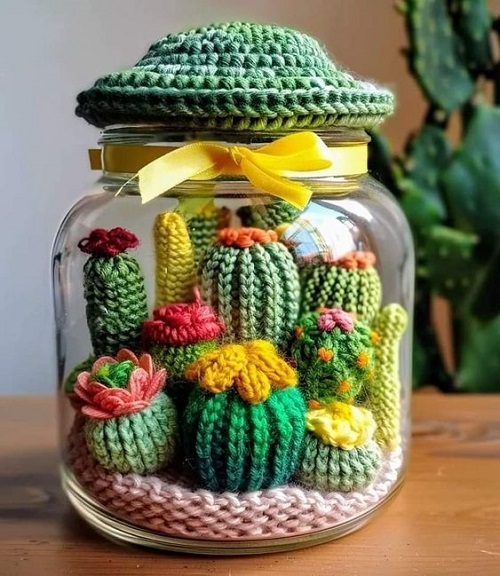 DIY Crochet Terrarium 1