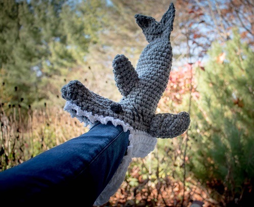 Shark Style Slipper Crochet Pattern for Men and Women