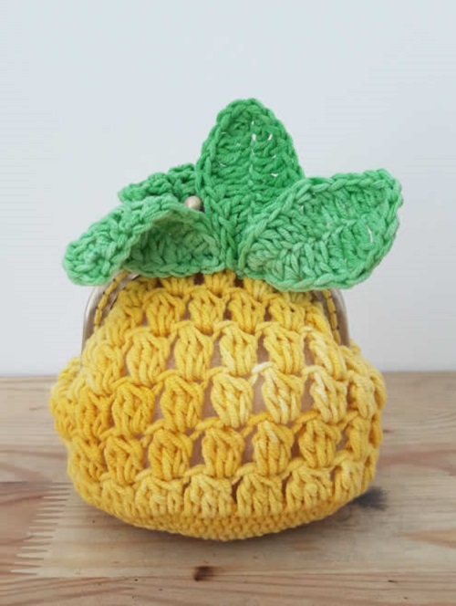 DIY Pineapple Purse