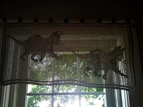 Cat Window Valence Free Pattern