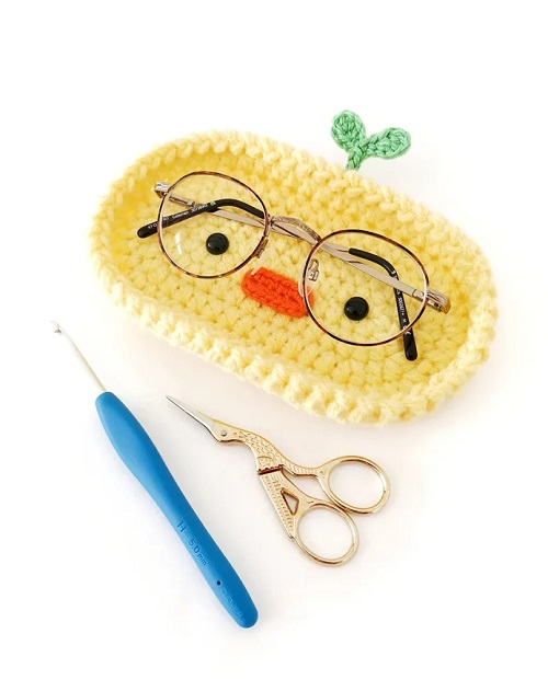 Chick Crochet Glasses Holder Pattern