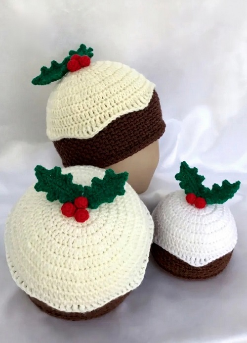 Free-Crochet-Christmas-Pudding-Beanie-Hat-Pattern