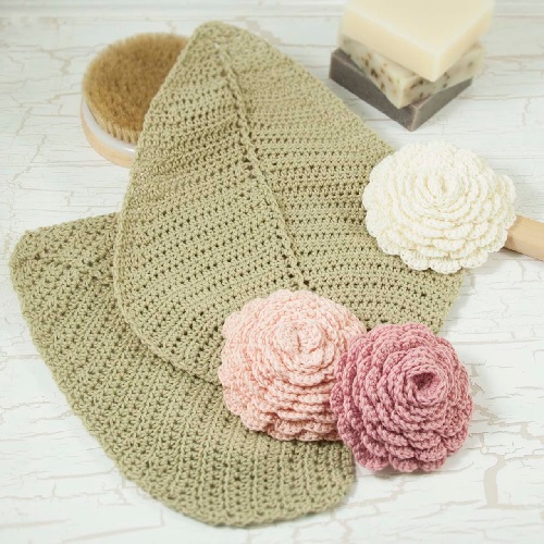 Roses & Leaves Scrub Set