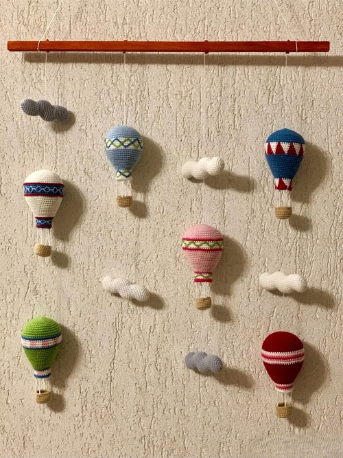 Hot Air Balloons with Clouds Wall Hanging