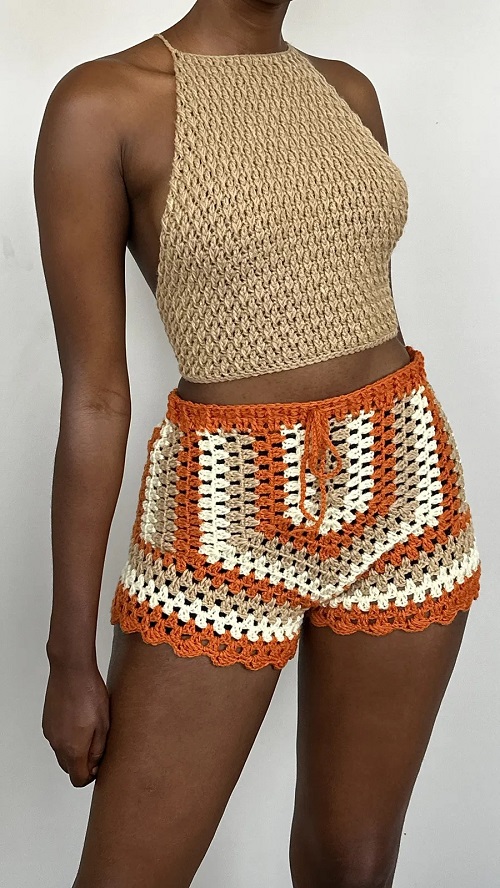 Granny stripes crochet shorts