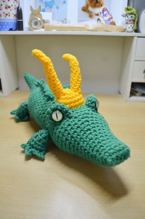 Alligator Loki Amigurumi
