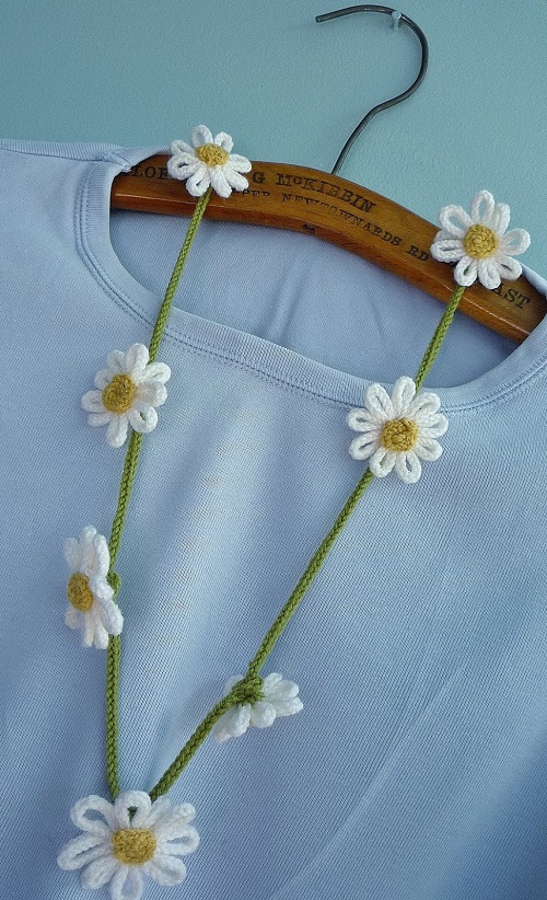 Crochet Floral Necklace Free Patterns 8