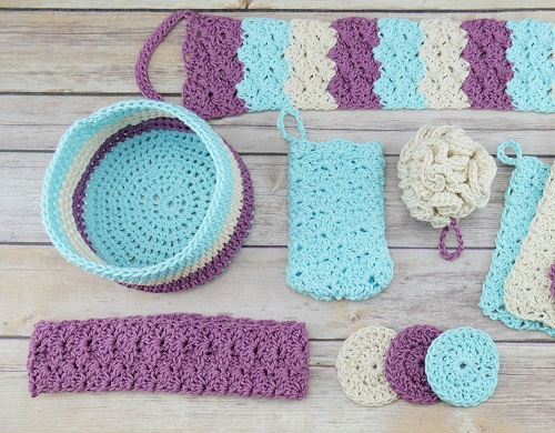 DIY Crochet Spa Basket