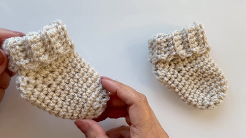 Crochet Cuffed Baby Socks