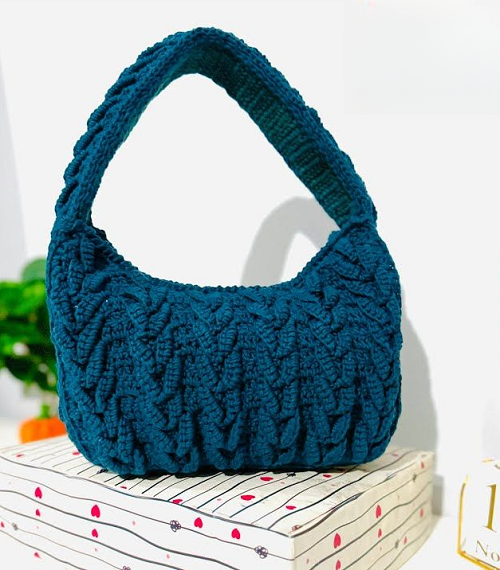 crochet mini bag
