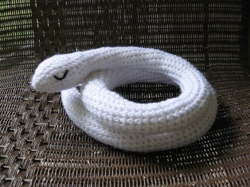 Simple Free Snake Crochet