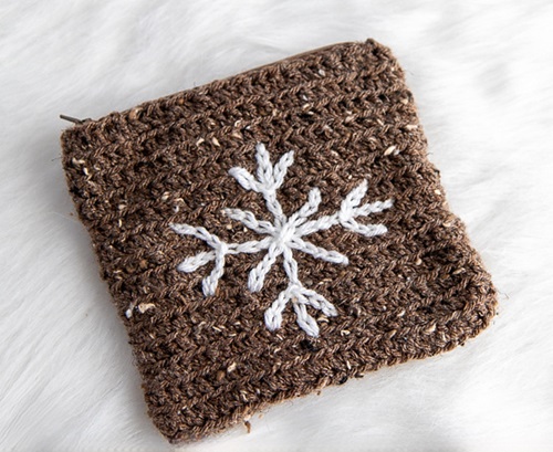 Crochet Zippered Snowflake Pouch