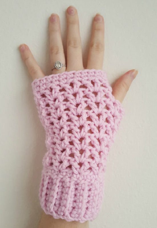Free Fingerless Gloves Crochet Patterns you can easily make