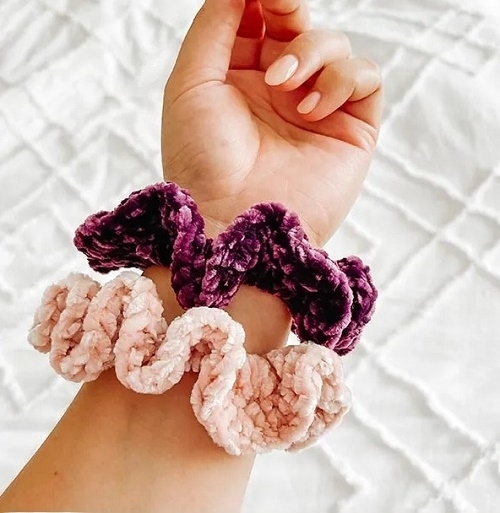Crochet Scrunchies Under 5 Minutes