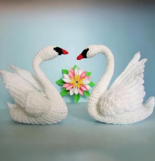 crochet swans