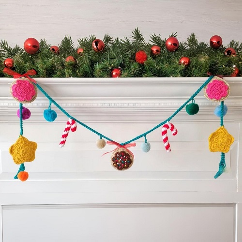 Christmas Crochet Garland