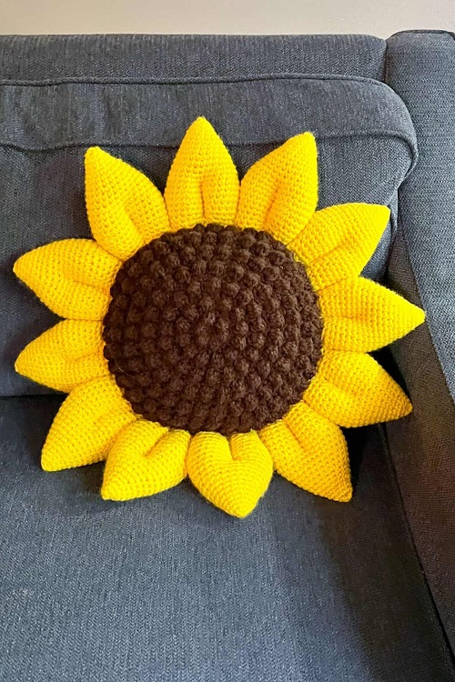 crochet-sunflower-pillow-pattern