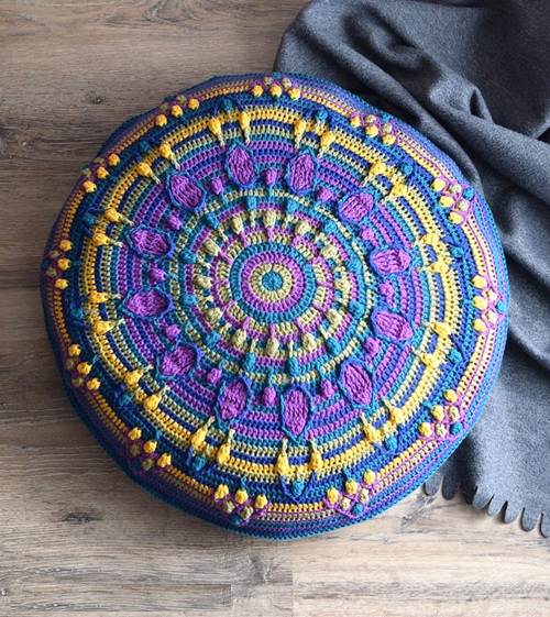 Creative Peacock Free Crochet Patterns