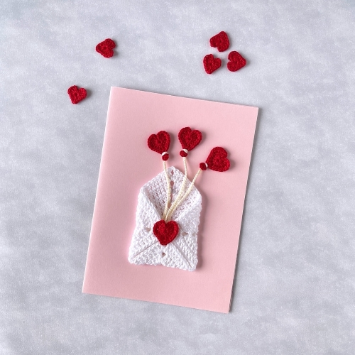 Crochet Romantic Heart Envelope