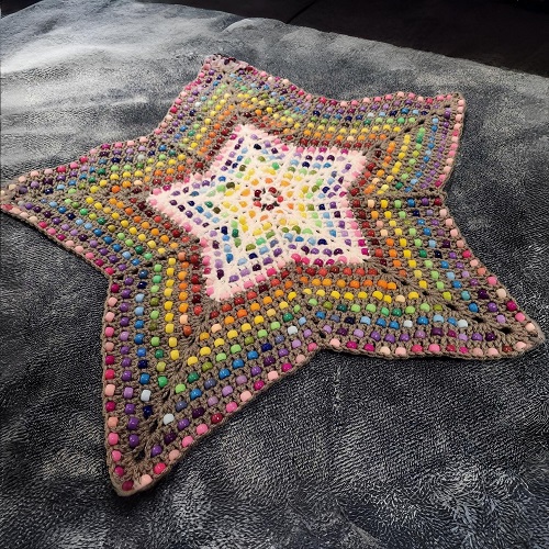Star-Shaped Bead Blanket