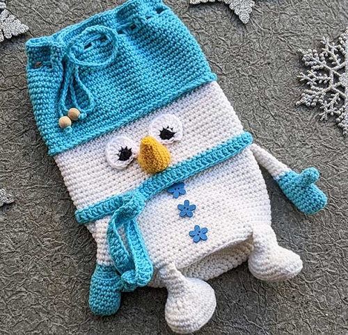 crochet wine bottle cozy