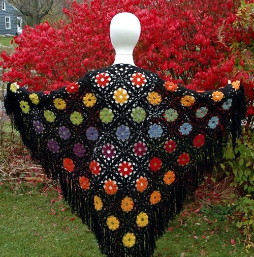 Stunning Floral Shawl Pattern 3