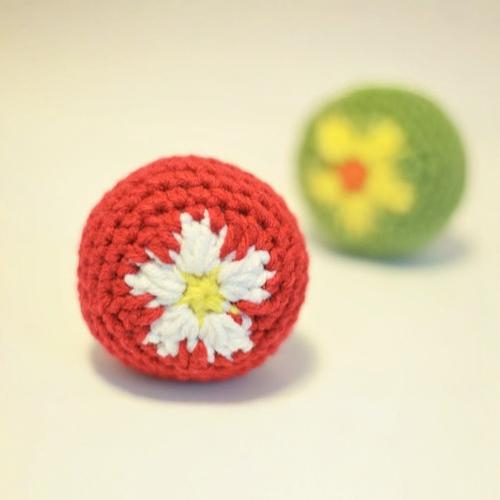 Crochet Flower Ball Or Cat Toy Free Pattern