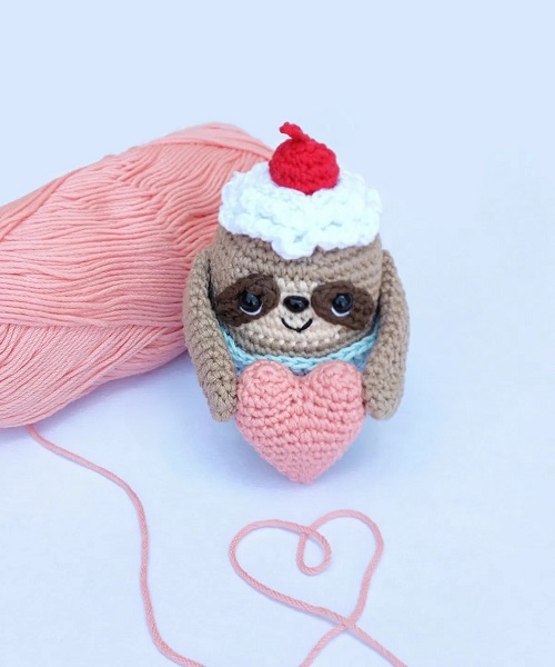 Valentine's Day Sloth Cupcake