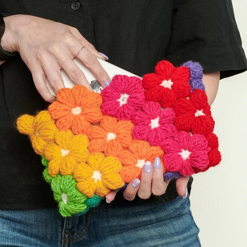 Puffy Flowers Crochet Clutch