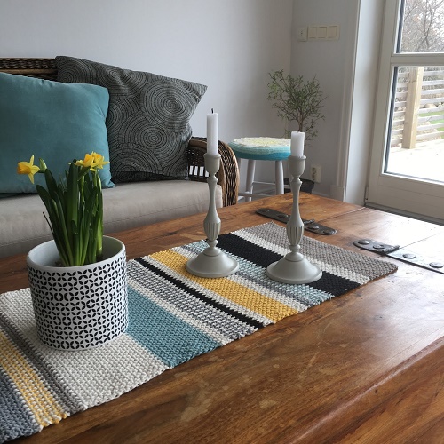 DIY Moss Stitch Crocheted Table Runner