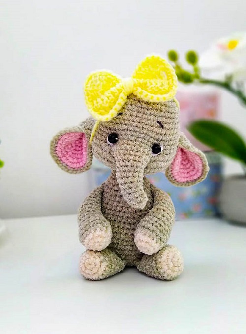 cute little crochet elephant pattern