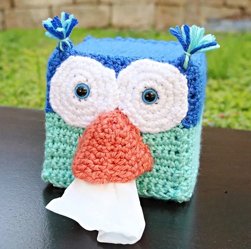 Playful Owl Tissue Box Holder