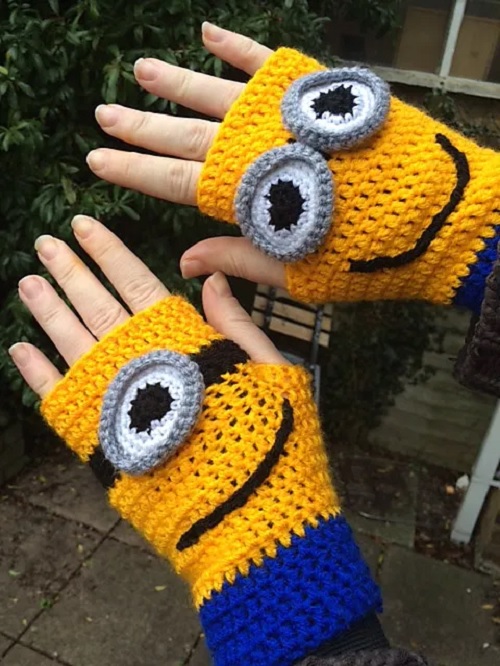Minion handwarmers