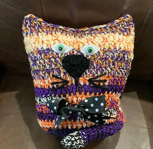 BJ The Scrappy Cat Pillow Crochet Pattern