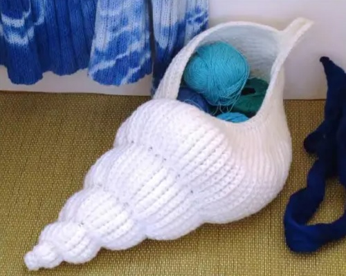 white crochet sea shell holder pattern