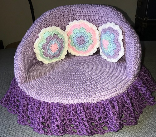 Purple Round Kitty Couch Idea