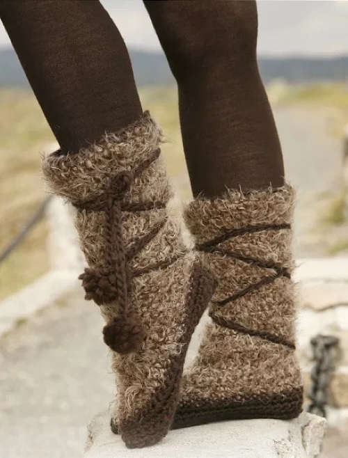 Crochet Fluffy Boot