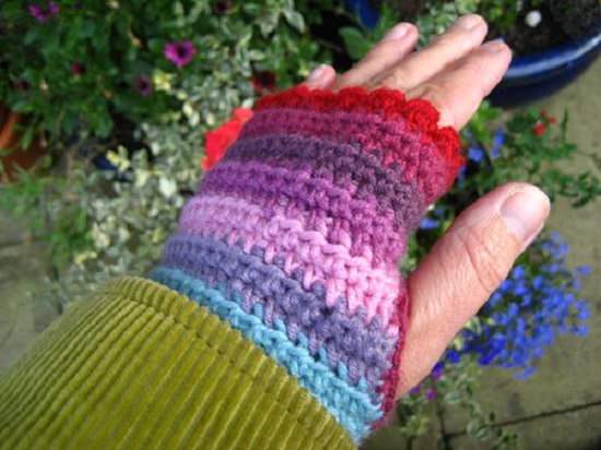 DIY Crochet Hand Warmer 2