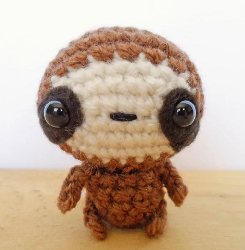 baby-sloth-amigurumi-free-crochet-pattern