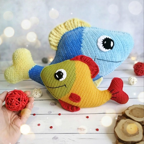 colorful fishes pillow