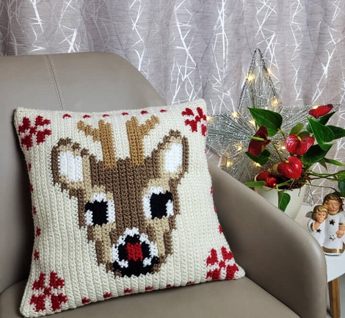 Christmas Deer Crochet Pillow Cover