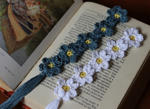 dainty-daisy-bookmark-crochet-pattern