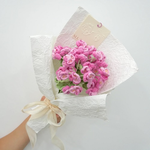 crochet pansies bouquet