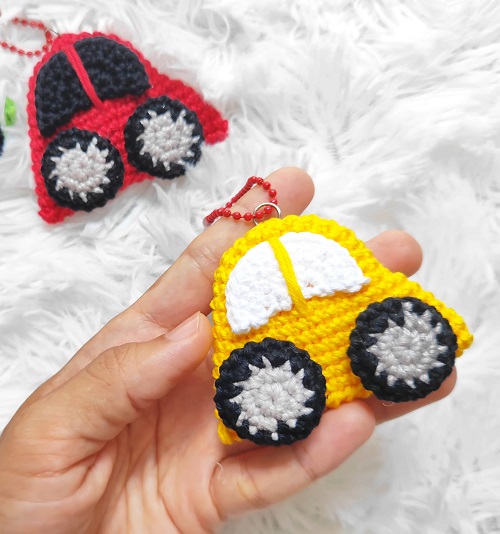 crochet stroller keychain