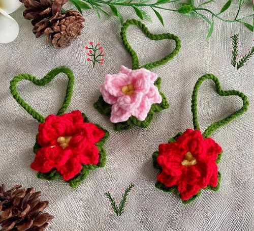 Crochet Mini Poinsettia Charm Home Decor