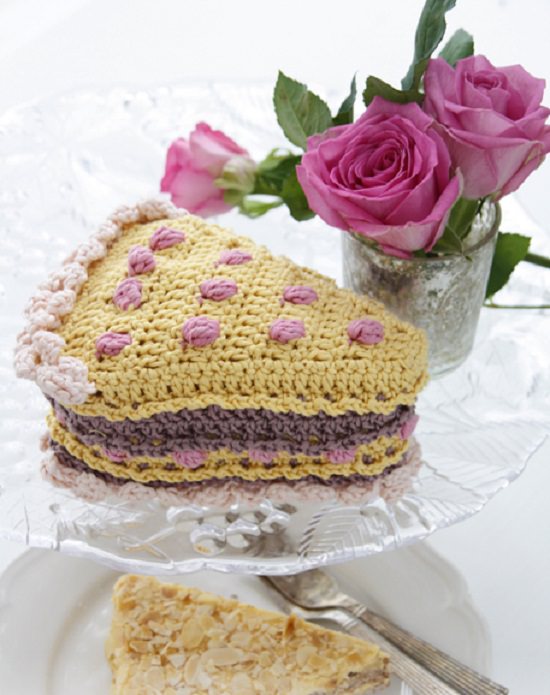 DIY Crochet Cake 5