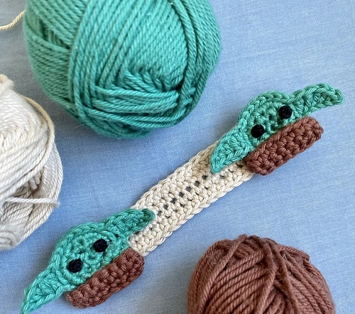 Crocheted Baby Yoda Ear Saver